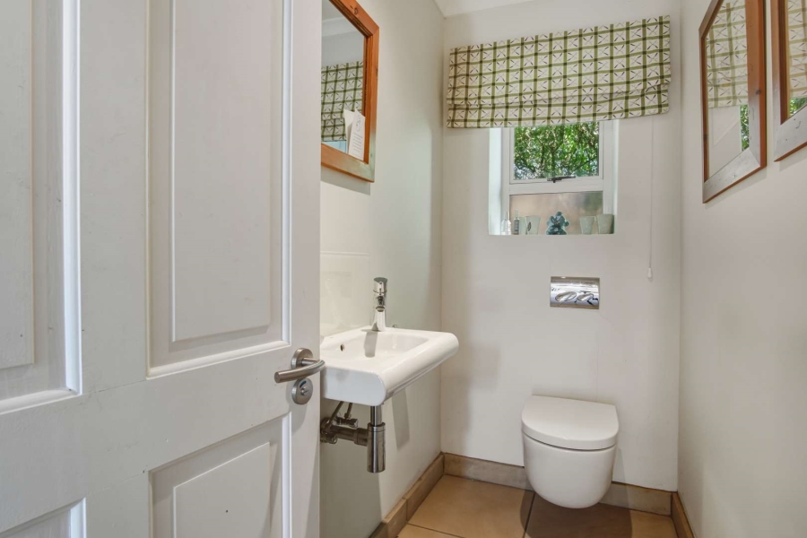 4 Bedroom Property for Sale in Ruyteplaats Western Cape